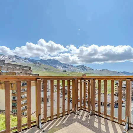 Cozy Alpine Chalet-style With Ski-in Access & Parking - Val Thorens